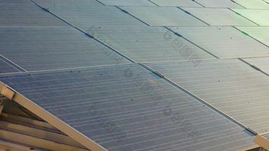 太阳能面板屋顶日落光伏绿色能源发电机